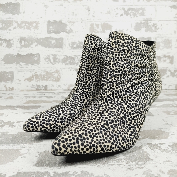 NEW Kelly & Katie Arina Animal Print Black White High Heel Ankle Boots D839 - Picture 2 of 12